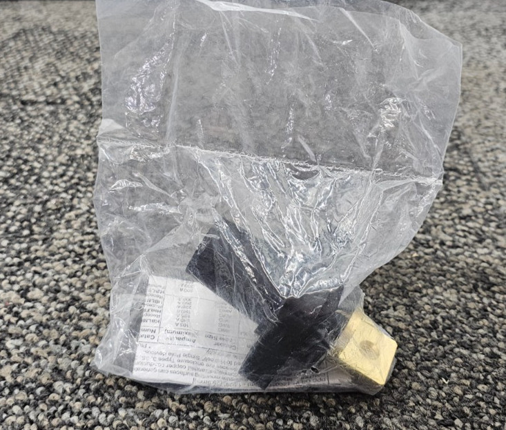 HUBBELL HBLFRBBK Industrial Grade Female Bus Receptacle 300/400A 600V AC/DC-image