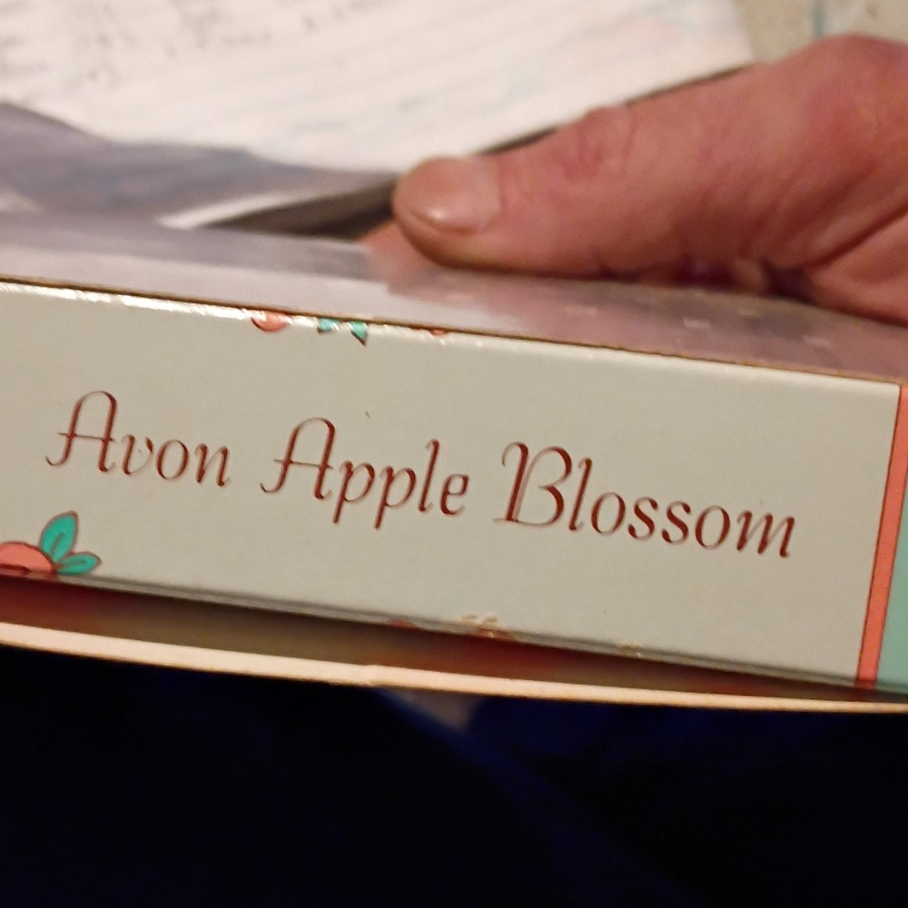 Avon Apple Blossom Eau de Cologne Fluid 3 fl oz Regular Size Fragrance