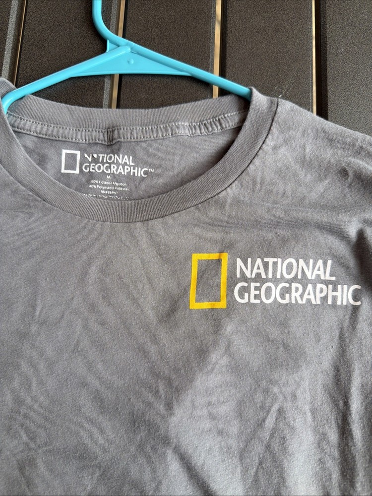 National Geographic Tshirt Men's Medium Gray Longsleeve Mount Everest Nature