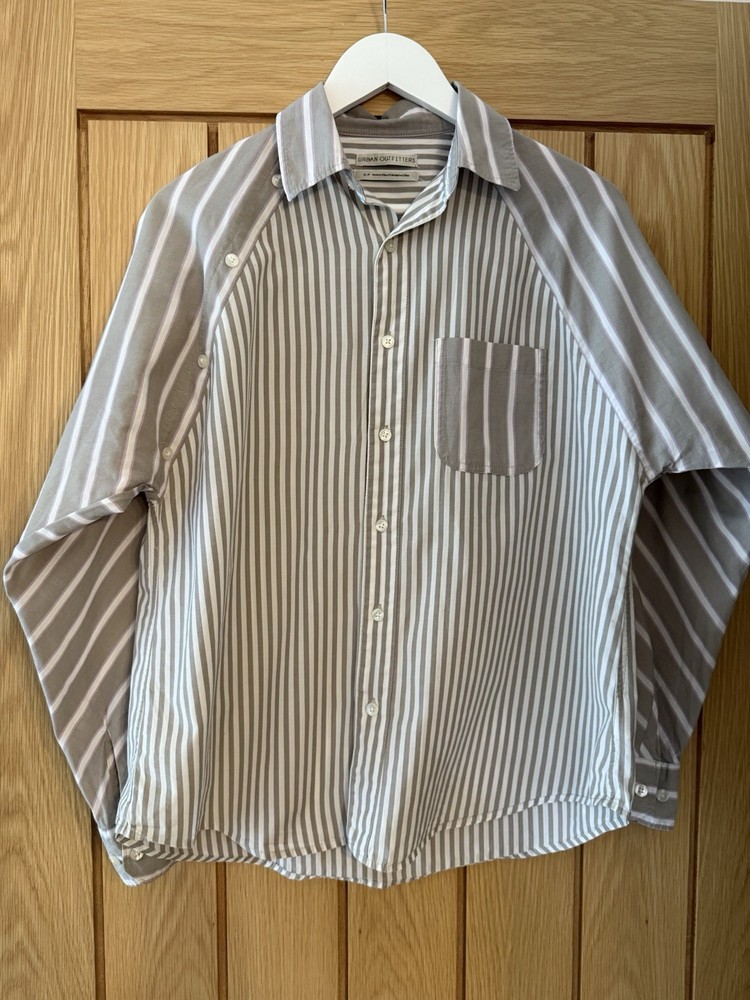 Urban Outfitters Stevie Womens Y2K Spliced Button Shirt in Mushroom Pink Size S