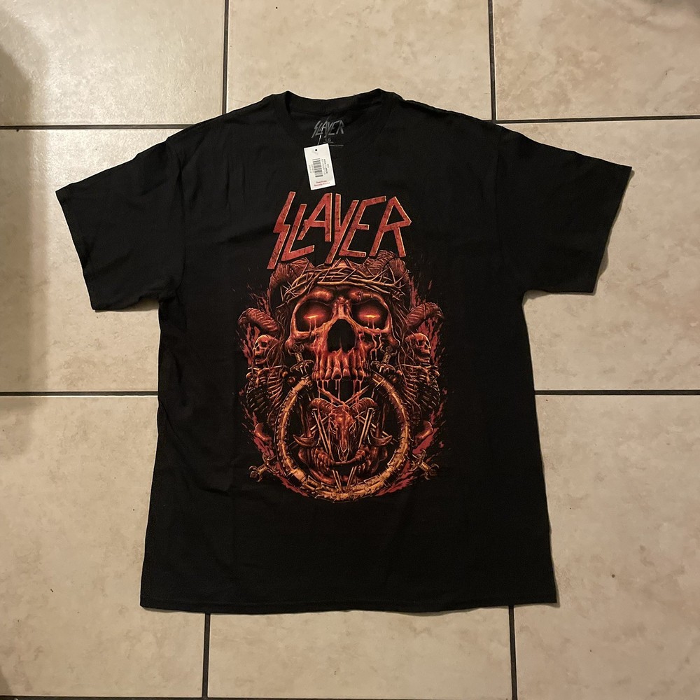 SLAYER Skull heavy metal Graphic tee Size large NWT Y2K band tee