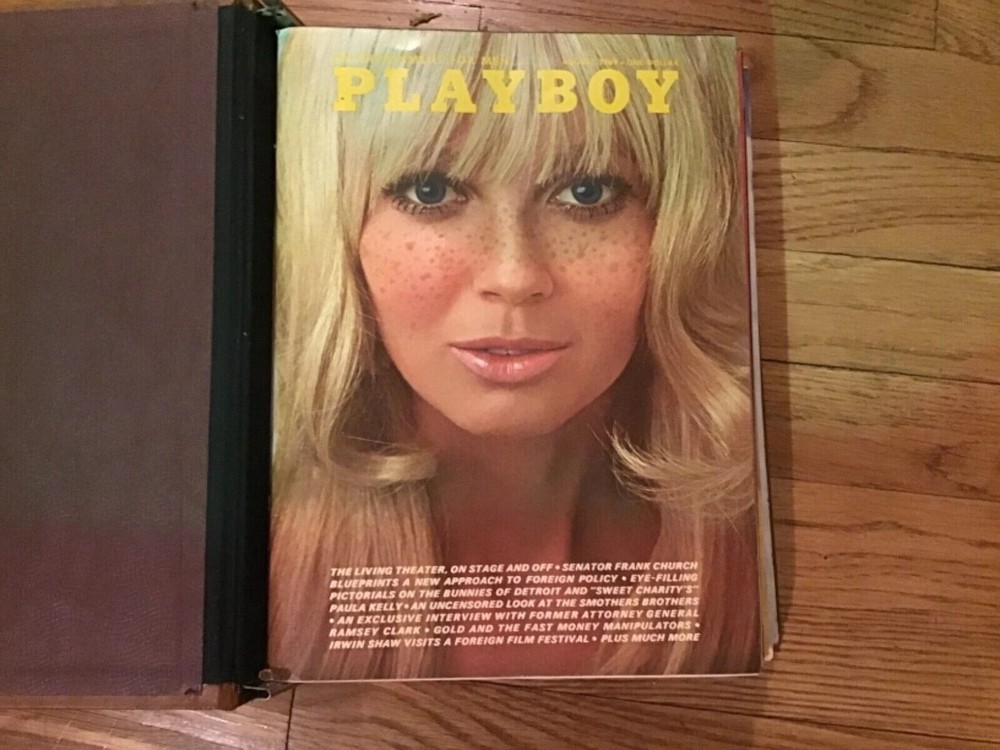 Playboy Magazine August 1969 Debbi Hooper, Vargas, Smothers Brothers Very Good