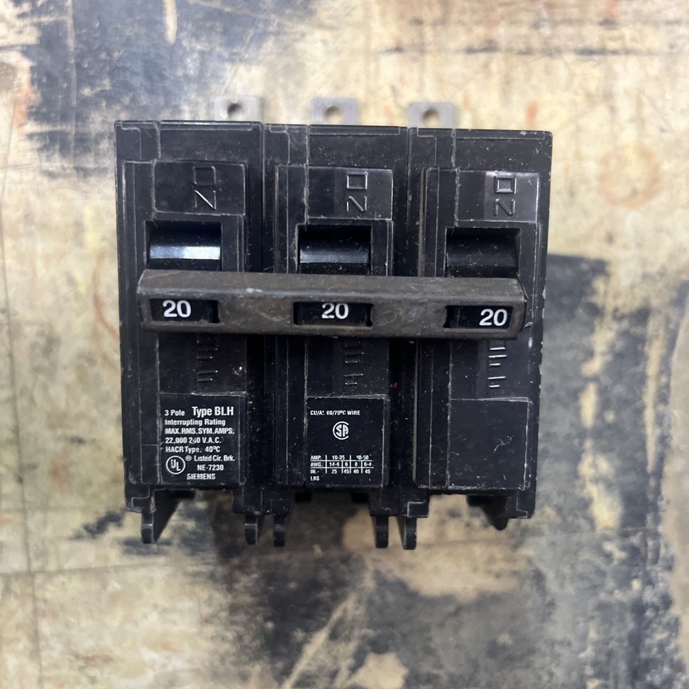 Siemens 3 Pole 20 A 240 V Type BLH Circuit Breaker