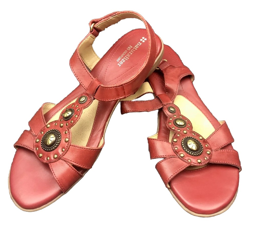 Women’s Naturalizer Red Leather Strappy Sandals US Size 9