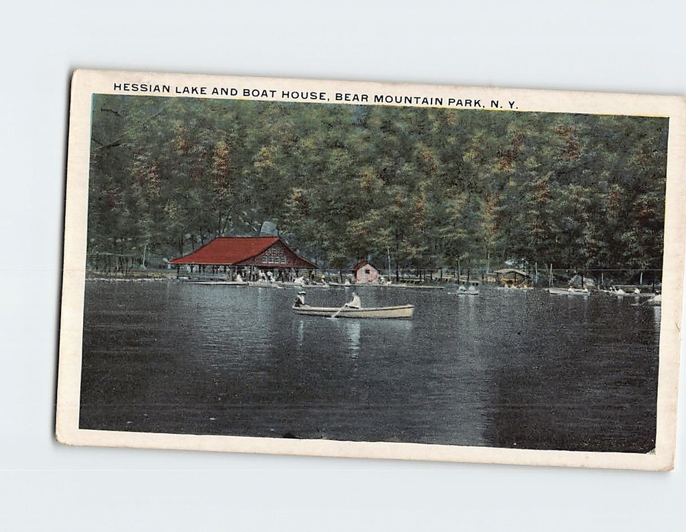 Postcard Hessian Lake & Boat House Bear Mountain Park New York USA