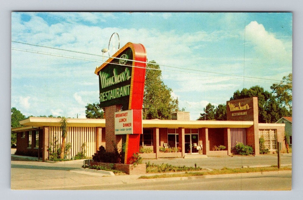 Valdosta GA-Georgia Minchew's Restaurant Vintage Postcard