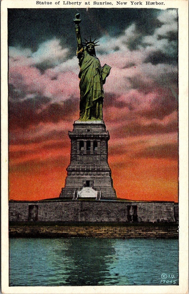 Dr Jim Stamps Postcard Statue Of Liberty At Sunrise New York Harbor Unposted