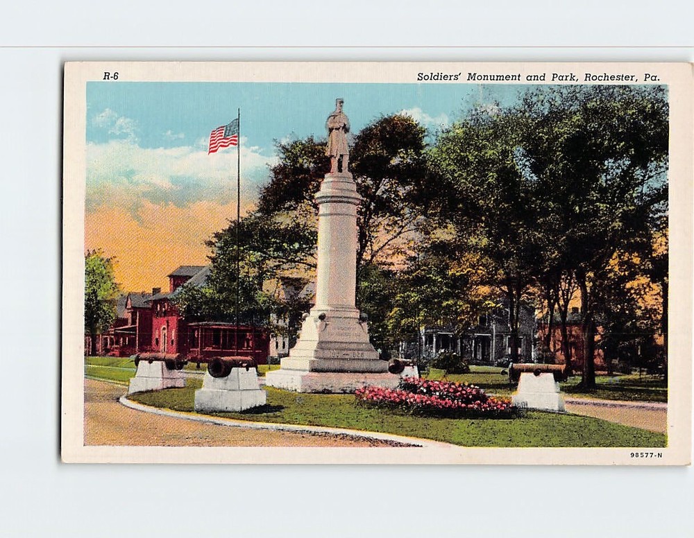 Postcard Soldiers' Monument & Park Rochester Pennsylvania USA