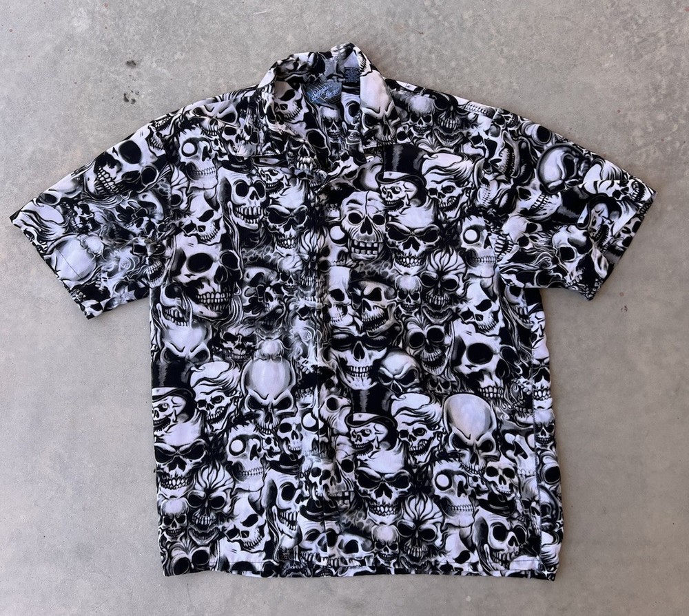 Vintage Sapphire Lounge Shirt XL Skulls All Over button Up AOP Y2K Goth Skull