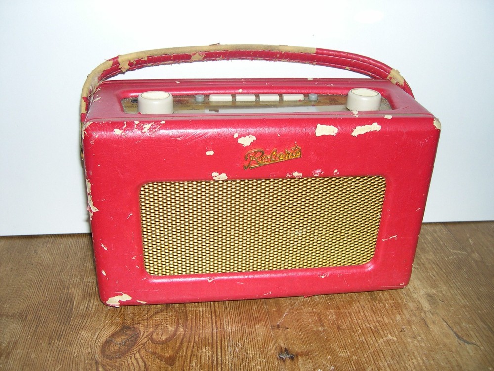 ROBERTS REVIVAL RD-60 DAB,DAB+/FM RDS DIGITAL RADIO IN RED, CLASSIC FM EDITION