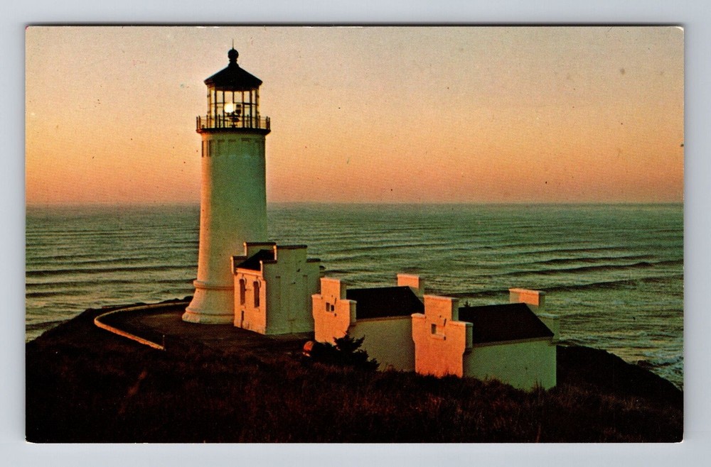 WA-Washington State, Columbia River, North Head Lighthouse, Vintage Postcard