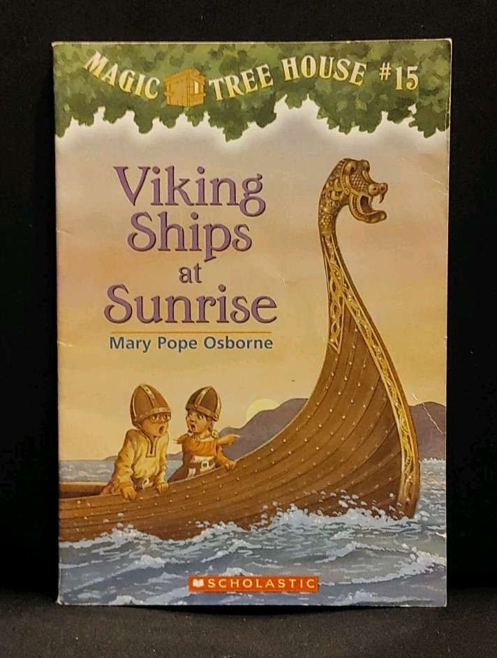Viking Ships at Sunrise (Magic Tree House) - Paperback