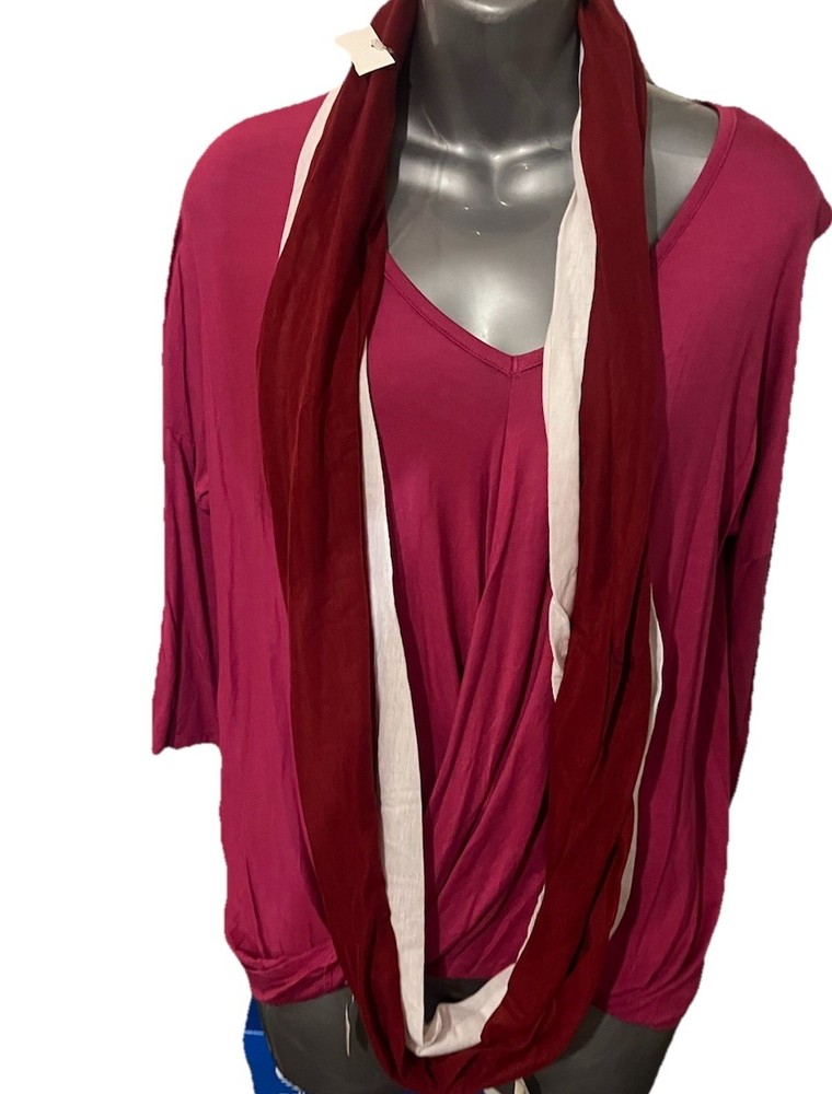 Burgundy white infinity scarf new with tags NWT