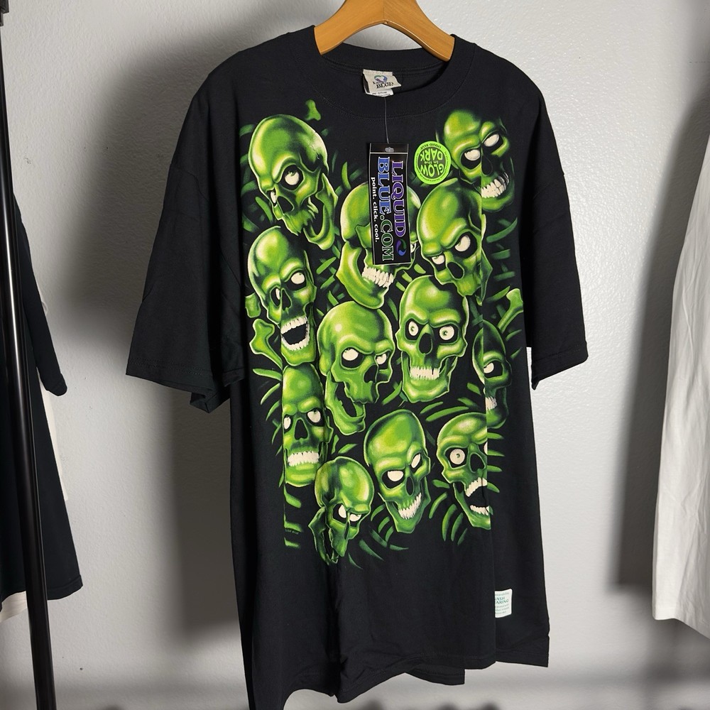 Vintage Liquid Blue Skull Pile Shirt Mens XXL Juicy J Green glow in the dark
