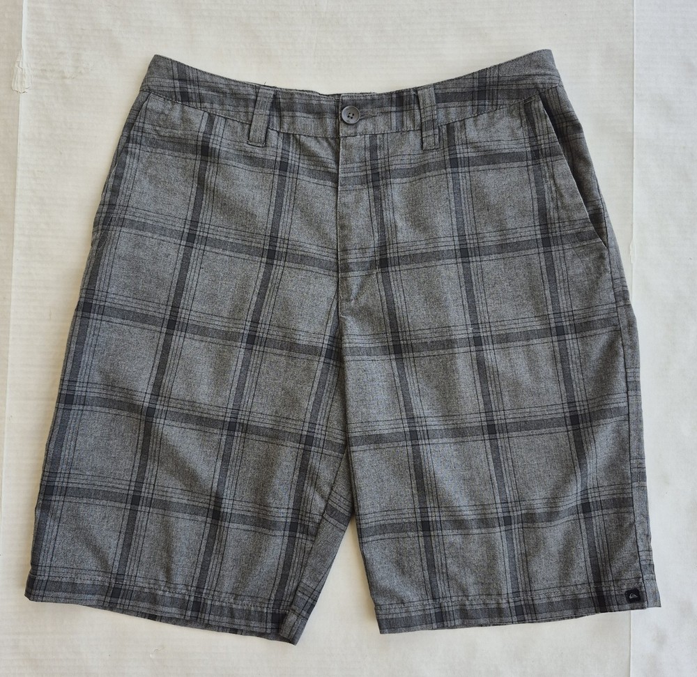 Quicksilver Gray Plaid Chino Shorts Men's Size 32