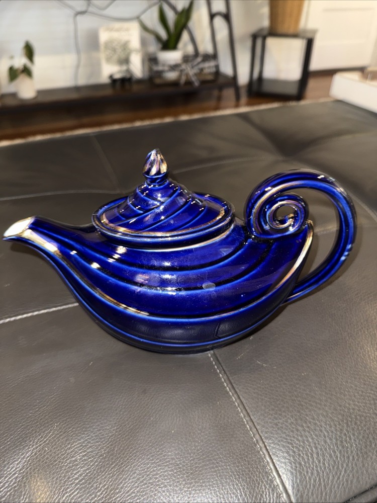 Vintage Hall Aladdin Teapot Cobalt blue & gold trim 6 Cup #0663 USA Porcelain