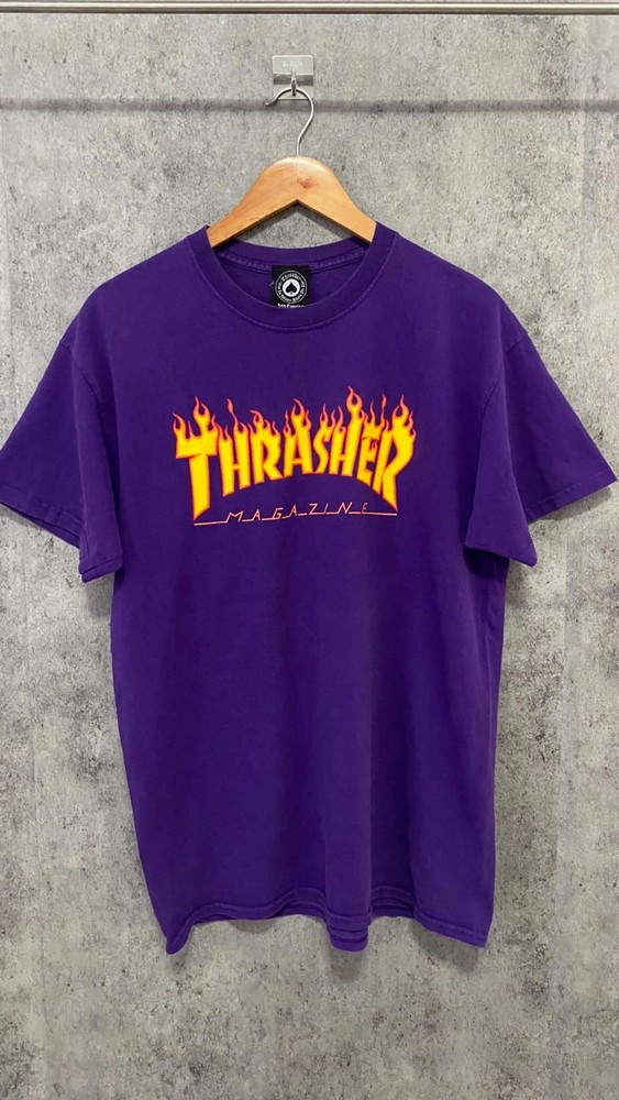 Thrasher Magazine Skate Flamed Logo Purple streetwear T-Shirt