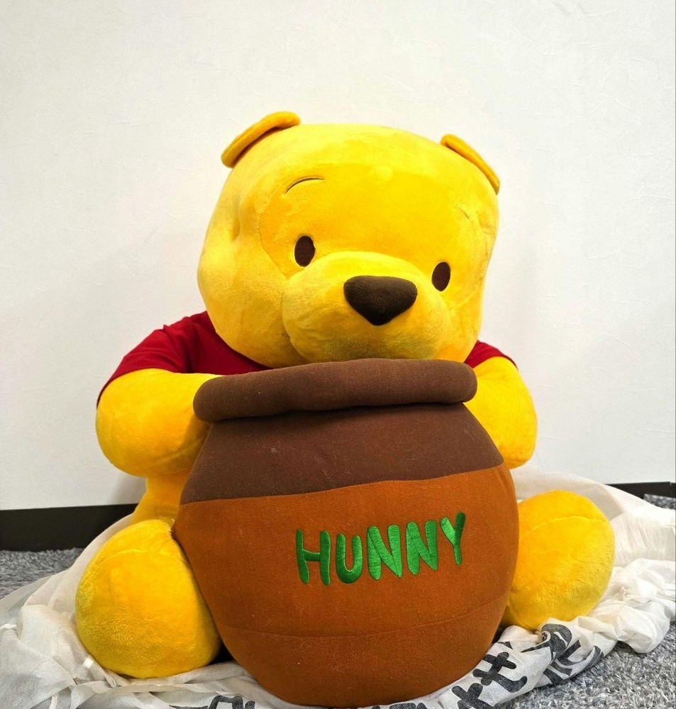 Po Giant Pooh Bear Plush 80cm H Hand-Holding Honey Pot Used