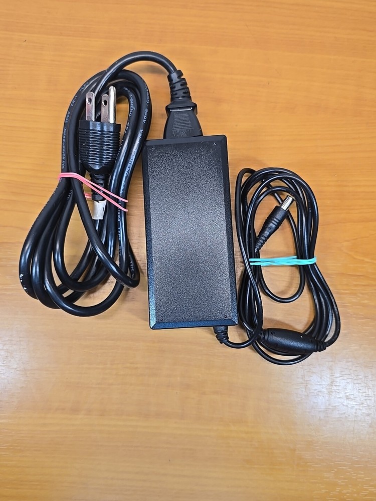 ORIGINAL Samsung TV SAD03612A-UV AC DC Power Adapter Supply 12V 3.0A Charger OEM-image