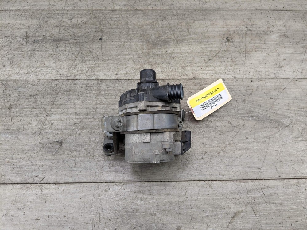 OEM BMW F22 F30 F32 F36 F87 335 435 Engine N55 Auxiliary Electric Water Pump