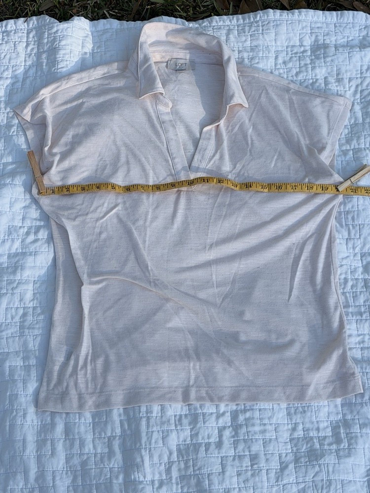 Women’s Size Medium Ann Taylor loft Blouse