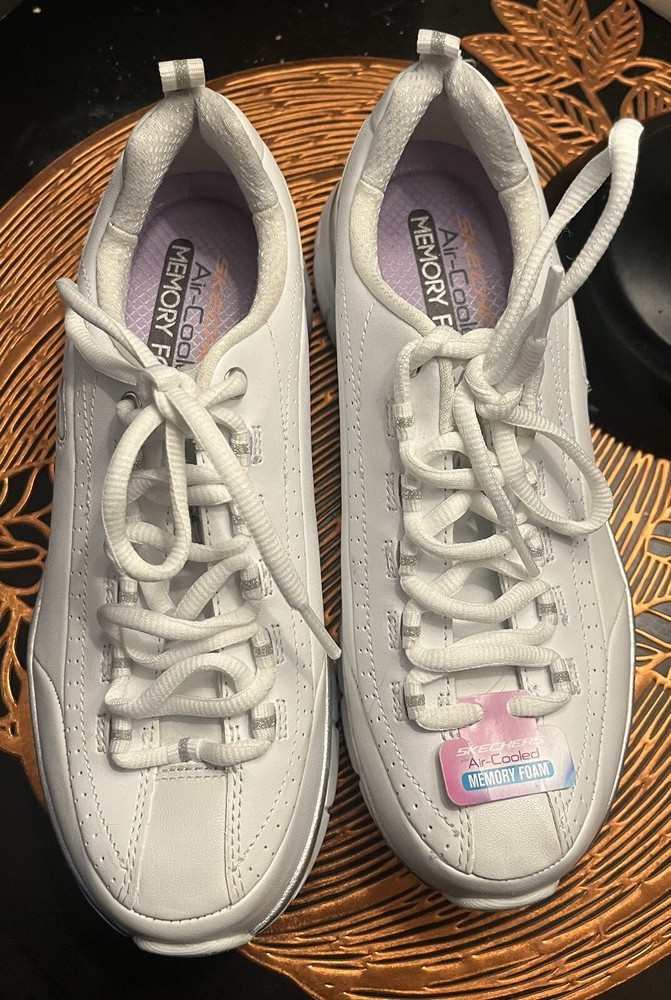 Sketchers Élite Memory Foam Sneakers Women’s Size 7 1/2