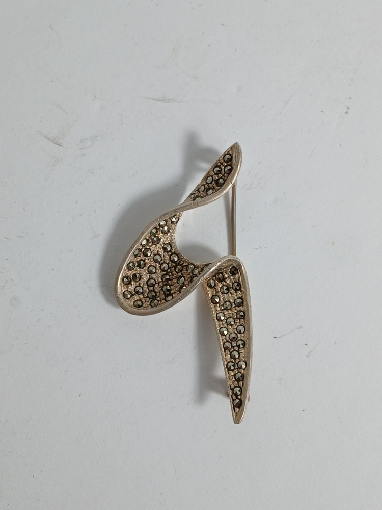 Vtg 925 Sterling Silver Marcasite Stone Brooch Pin Womens Fashion Casual Party