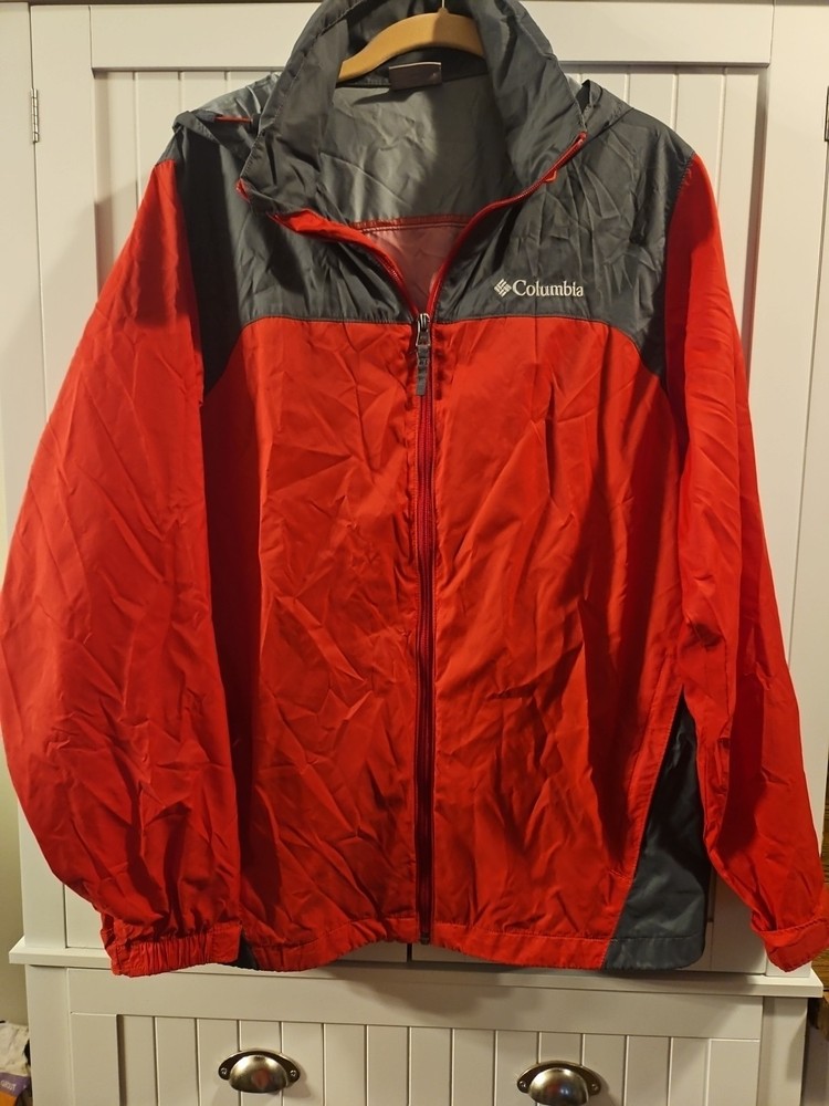 Columbia Hooded Windbreaker Jacket Men’s Red Black Rain Coat Lightweight Size Sm