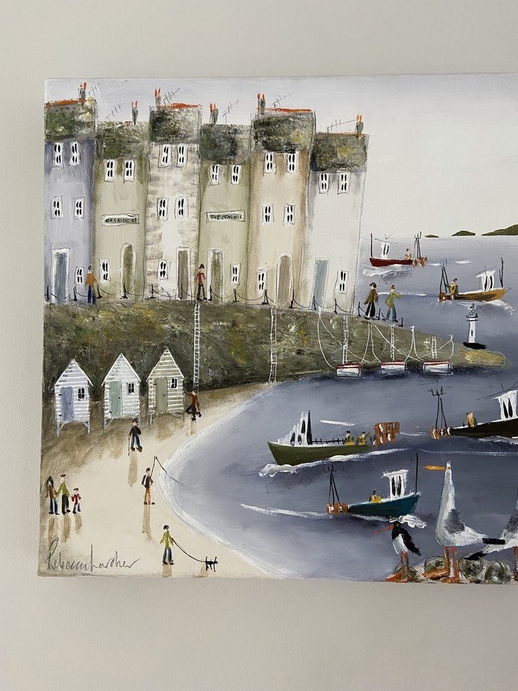 Lardner Original Stripey Huts