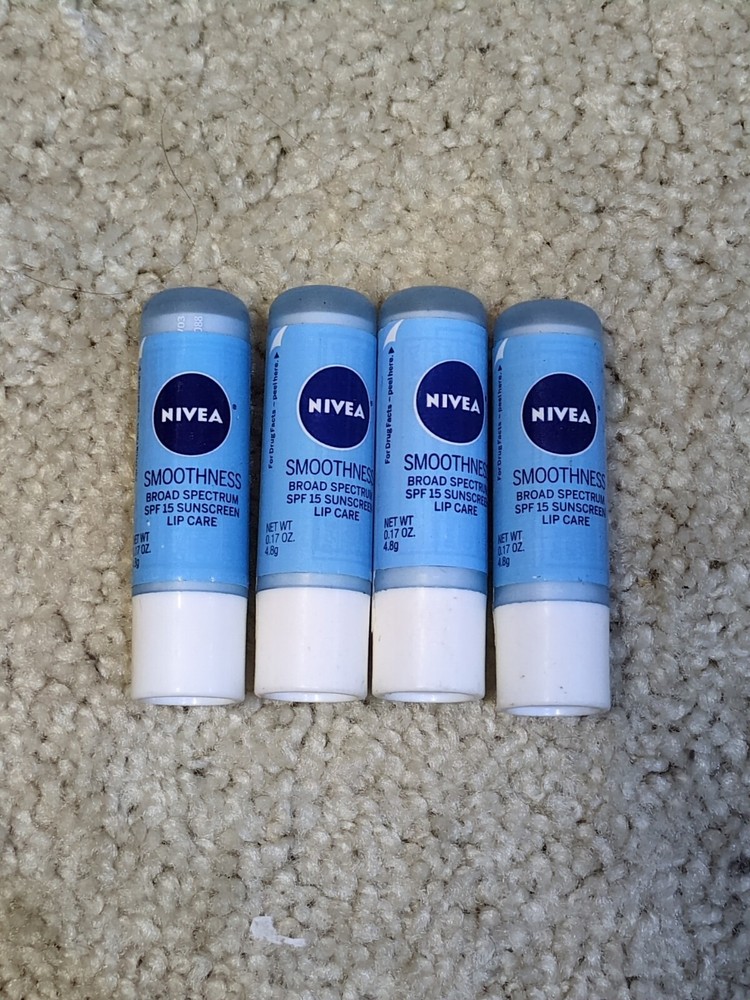4 Nivea Smoothness Lip Care + Sunscreen Broad Spectrum SPF 15 4.8g Clear