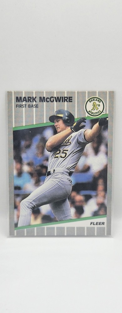 1989 Fleer - Mark McGwire #17