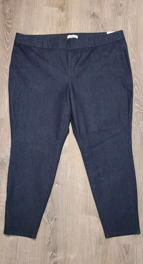 NWT Lane Bryant Women's High-Rise Ultimate Stretch Jegging Jeans Size 28