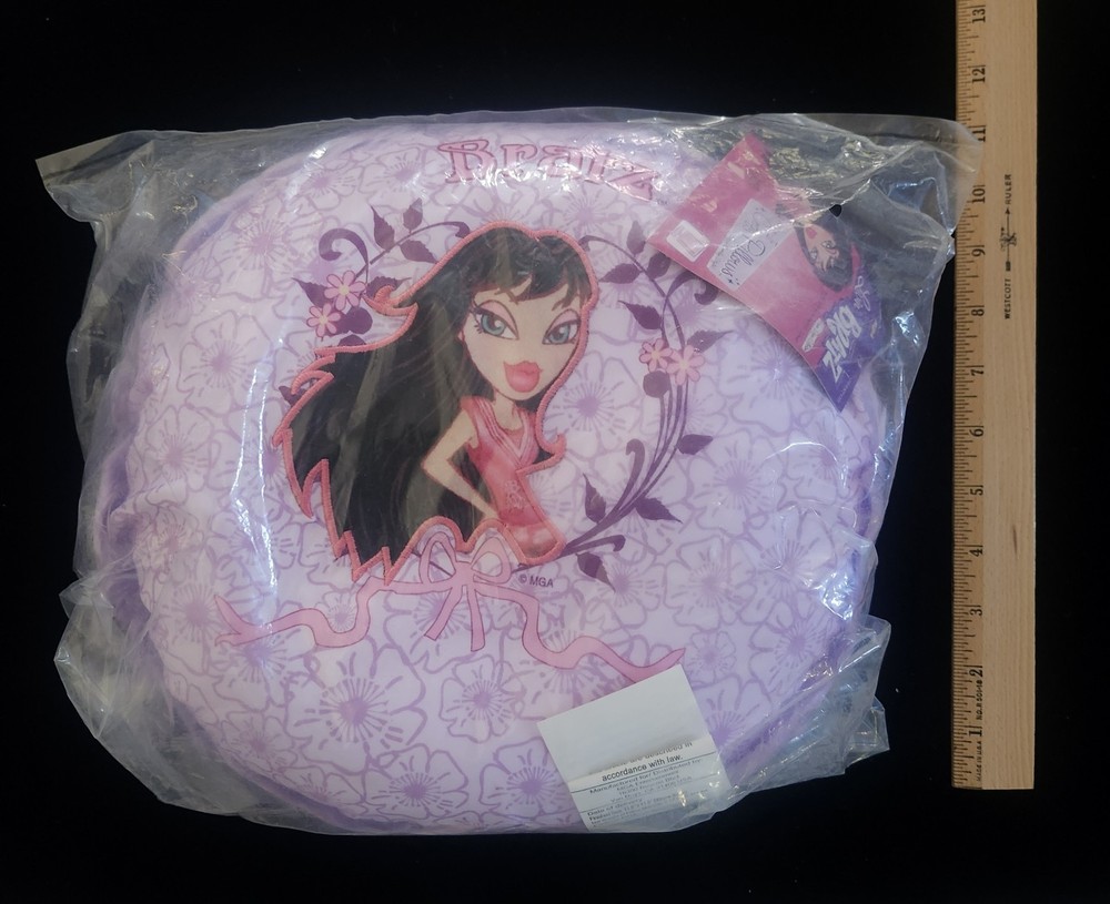 Bratz  Jade MGA NOS Pillow- New In Original Packaging
