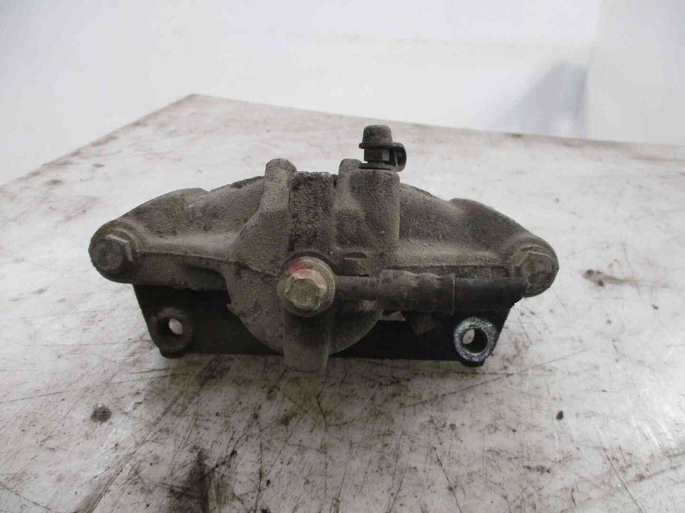 Suzuki WAGON R 5510384E00000 Front Right Brake Caliper