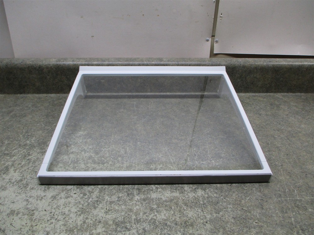 BOSCH REFRIGERATOR GLASS SHELF PART # 00798533