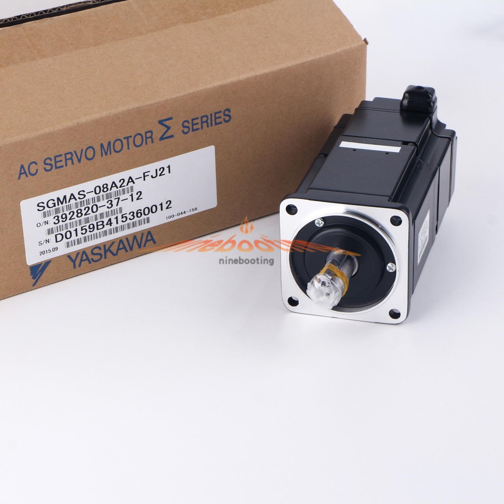 1PCS New YASKAWA SERVO MOTOR SGMAS-08A2A-FJ21