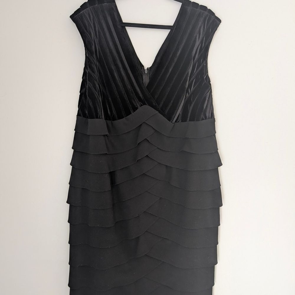 Adrianna Papell Evening Black Tiered Cocktail Dress | Size 18W