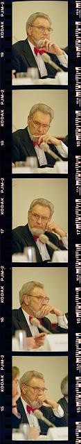 Photo:C Everett Koop 1997 Tobacco Agreement Meeting States Industry