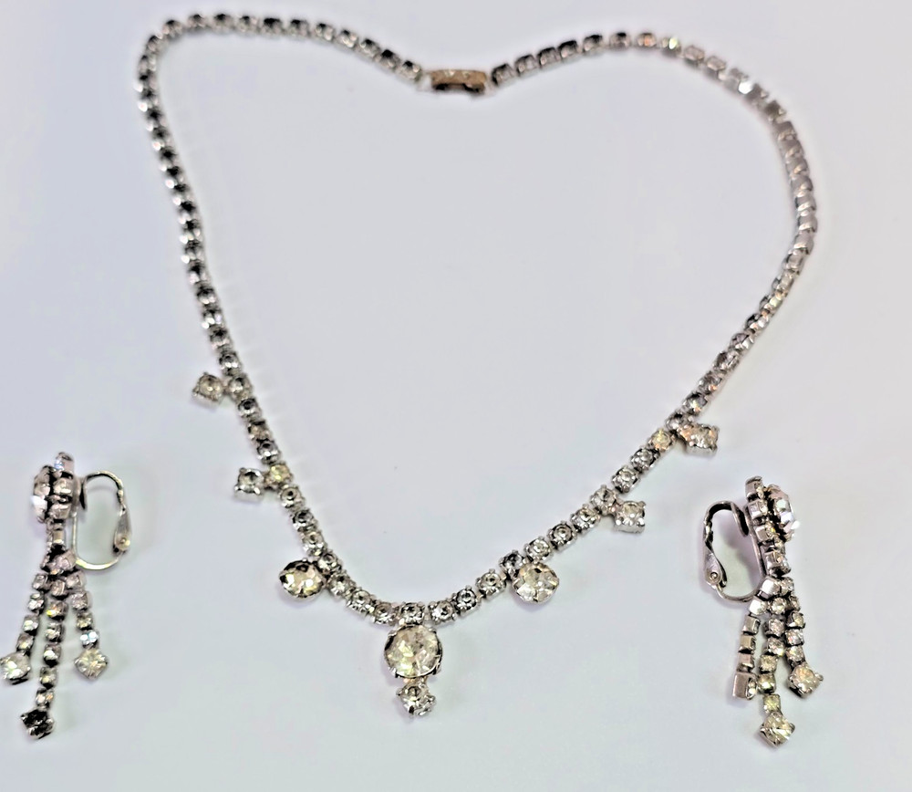 Vintage Clear Rhinestone Necklace Earrings Set Silver Tone Dangle Clip On Bridal