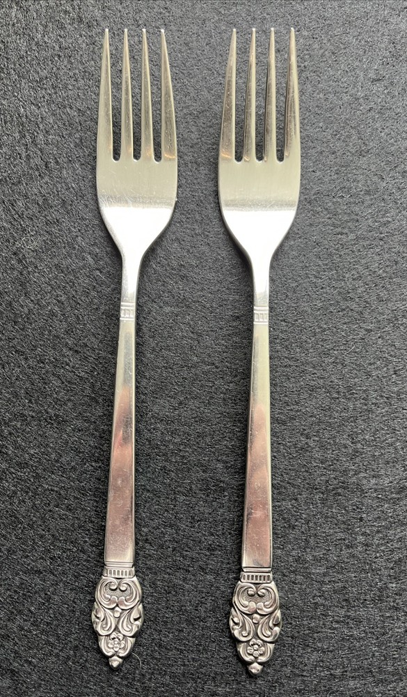 Oneida VINLAND Set of 2 Dinner Forks Community Stainless Flatware 7 1/4”