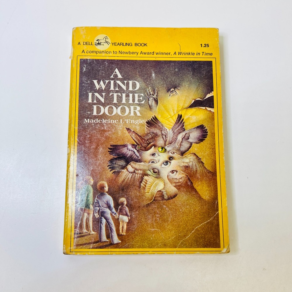 A Wind in the Door - Dell Yearling Book - By Madeleine L'Engle - 1973 PB Vintage
