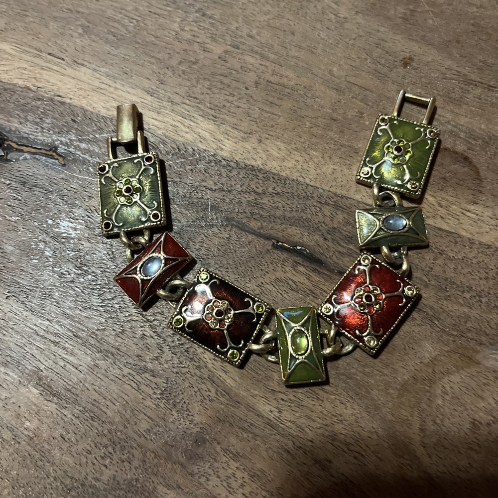 Signed Liz Claiborne Red & Green Enamel Gold Tone Panel Link Bracelet