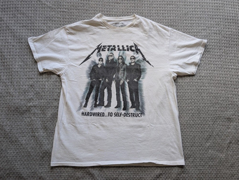 Metallica Hardwired WorldWired Tour Shirt Mens XL White Band Graphic Tee 2017