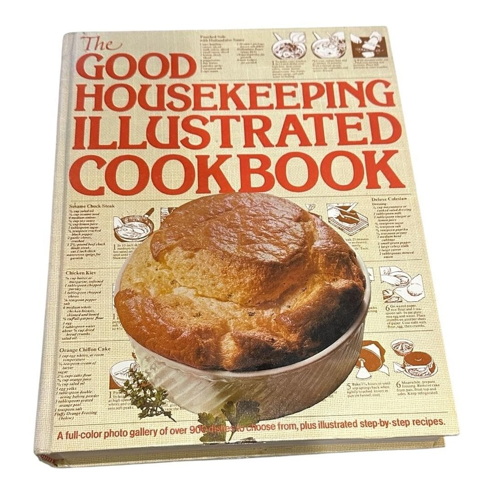 Vintage The Good Housekeeping Illustrated Cookbook Books Beige HC 1980