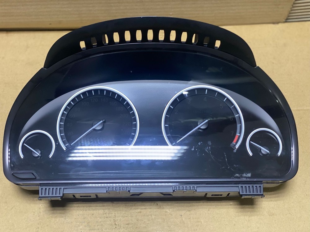 BMW F10 Speedometer Instrument Cluster 6802324 Bosch OEM