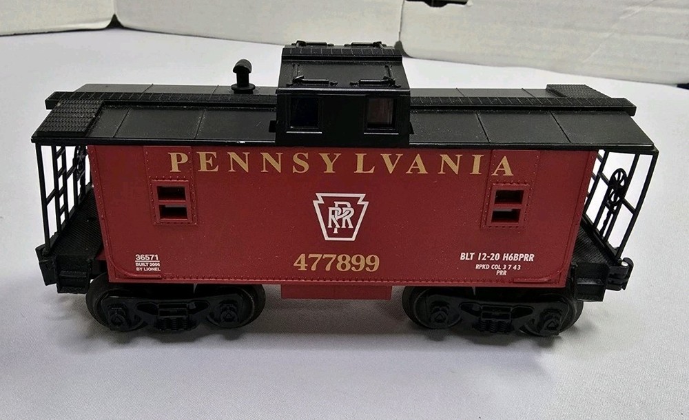 Lionel 36571 Pennsylvania 477899 Red Caboose O Scale Plastic