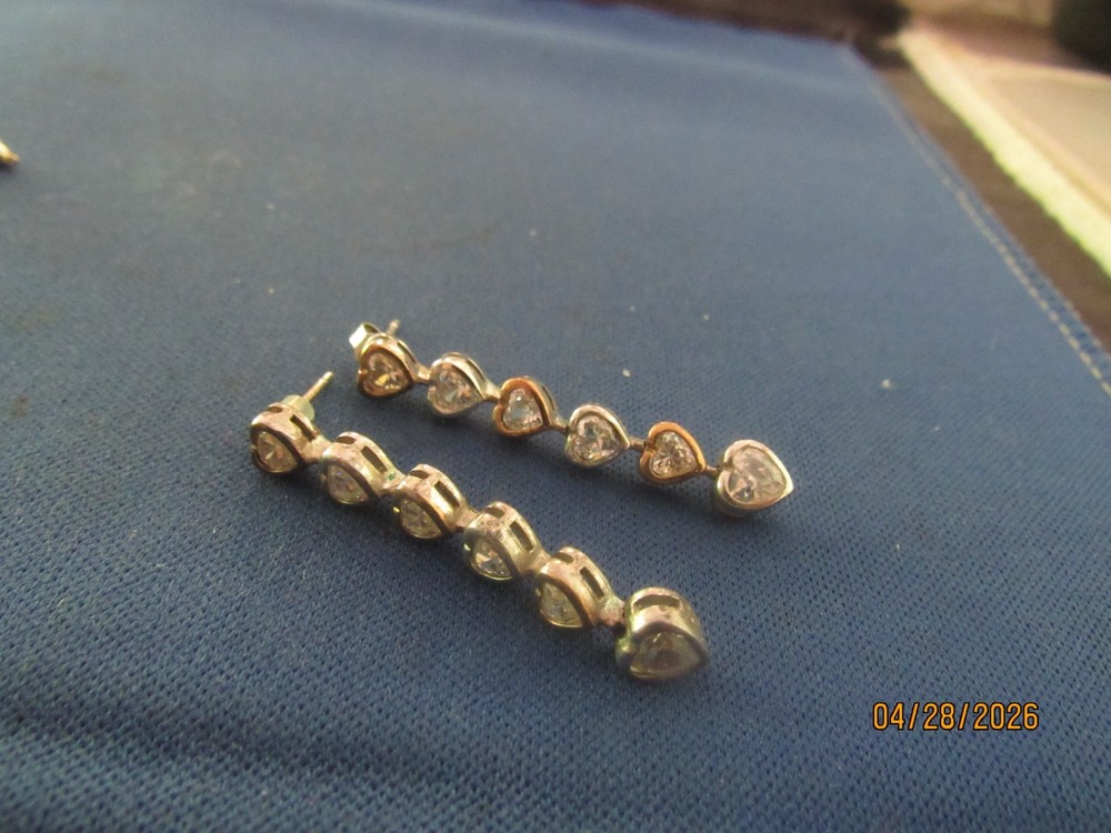 Vintage Sterling Silver Beautiful 6 Hearts Cubic Zirconia Pierced Post  Earrings