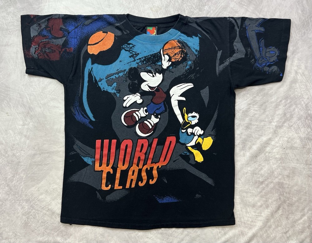 Vintage 90s Mickey Mouse Disney Basketball T-shirt Size L AOP Donald Duck