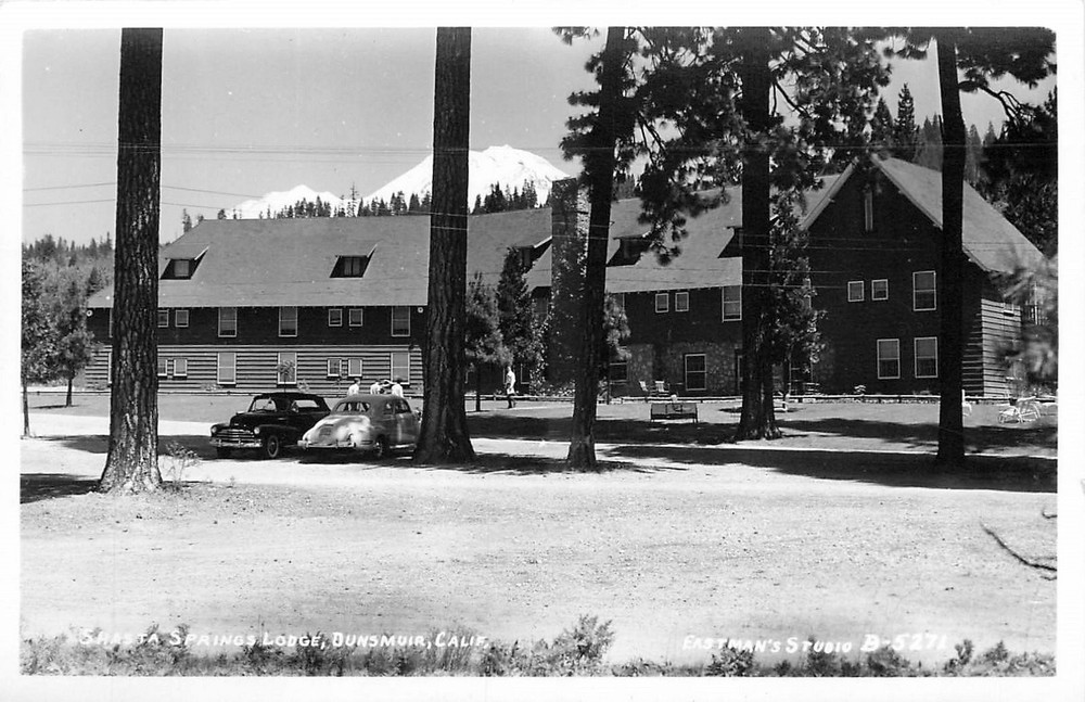 1940s Dunsmuir California Siskiyou Lodge Eastman Studios RPPC Postcard 26-2846