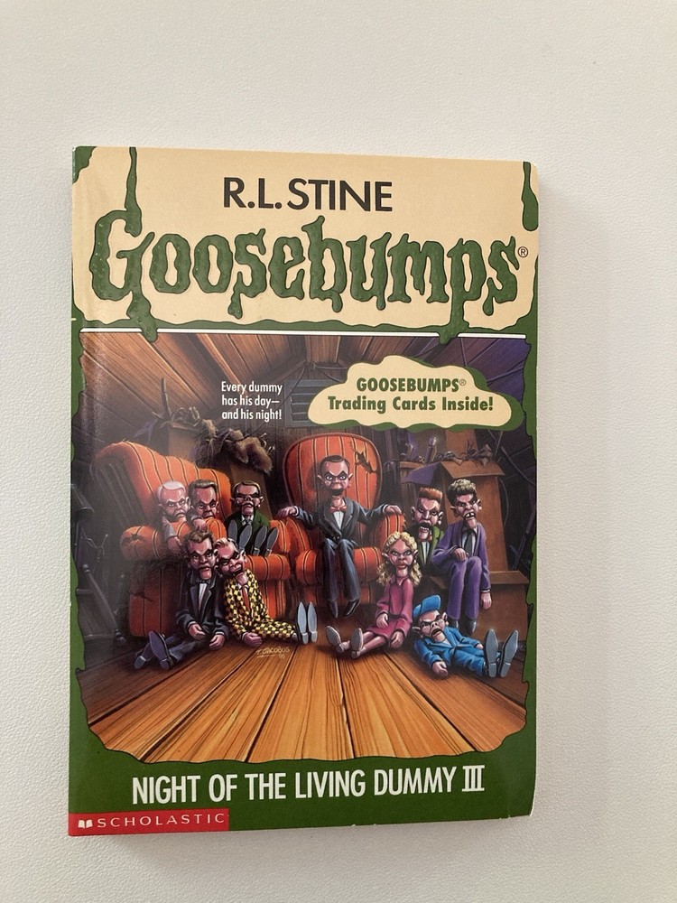 Goosebumps #40 Night of The Living Dummy III 1st Print 1996 Full Cards Insert NM